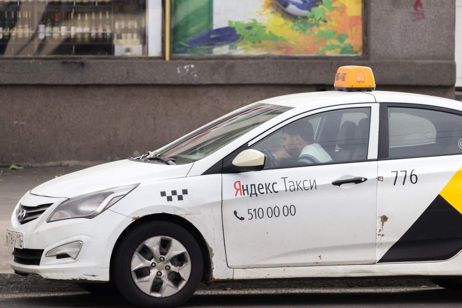«Денег не хватает ни на что»: Водители «Яндекс.Такси» в Казани требуют повысить стоимость перевозок