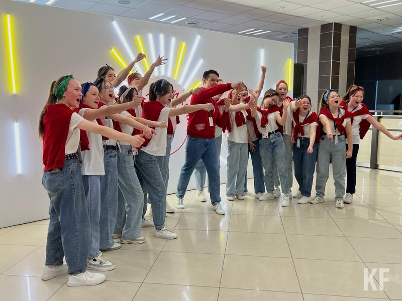 Новая площадка для воспитания патриотов: «Движение первых» открыло молодежный форум «Алга! Поехали!»