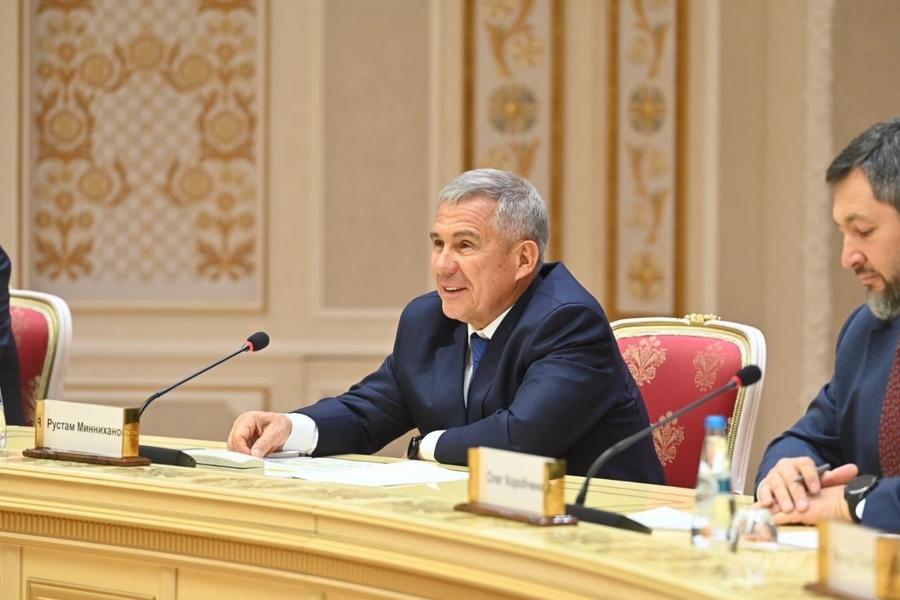 Минниханов обсудил с Лукашенко сотрудничество Татарстана и Беларуси