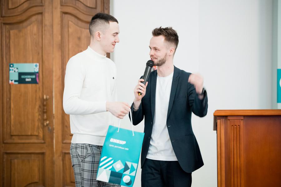 СИБУР рассказал студентам казанских вузов о возможностях для молодых специалистов на предприятиях