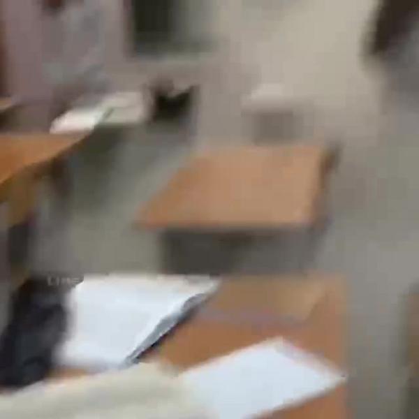 В Москве у восьмиклассницы во время урока взорвался пауэрбанк в рюкзаке