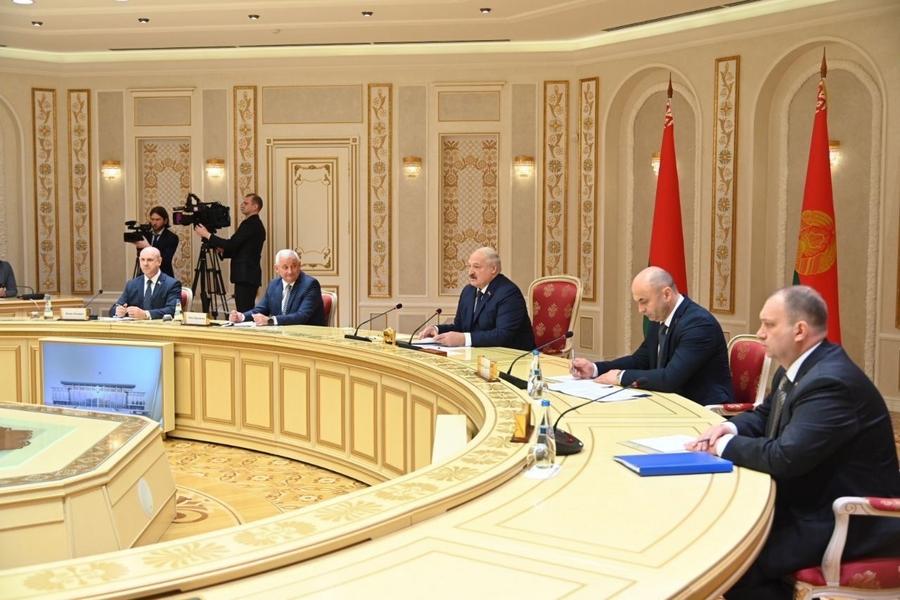 Минниханов обсудил с Лукашенко сотрудничество Татарстана и Беларуси