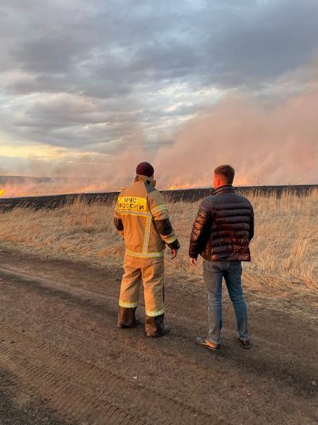 В Нижнекамске на поле выгорело 1,5 гектара сухостоя
