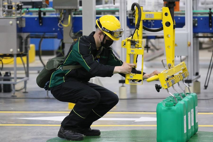 «Сейчас у наших компаний есть возможность продавать меньший объем нефти по более высокой цене»: ОПЕК+ сделали российскую нефть снова дорогой «Сейчас у наших компаний есть возможность продавать меньший объем нефти по более высокой цене»: ОПЕК+ сделали российскую нефть снова дорогой