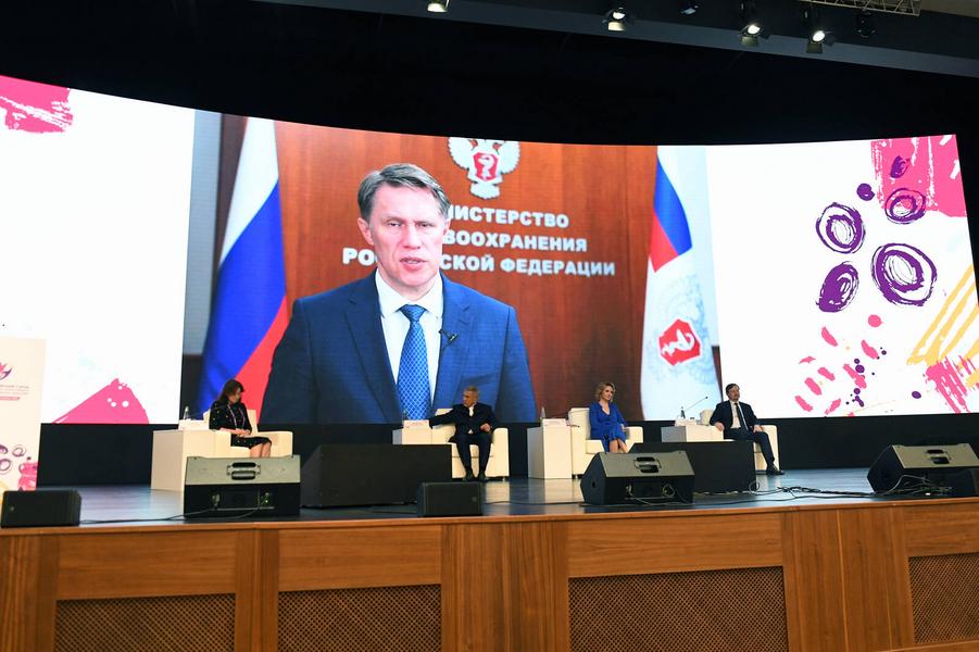 «Наши дети не могут обратиться за медицинской помощью»: в Татарстане обсудили проблемы детства