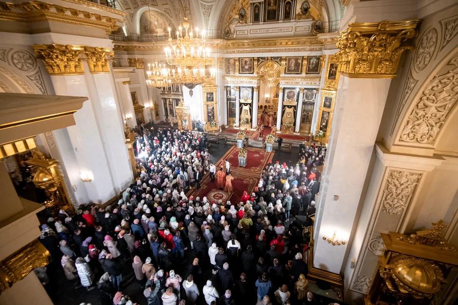 «Мы живем ради нашего всеобщего воскресения»: как татарстанцы встретили светлую Пасху