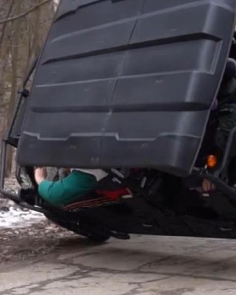 В БСМП Челнов оказали помощь Элвину Грею, травмированному на съемках