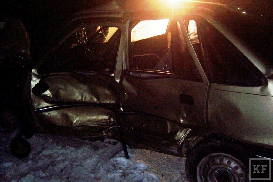 В Аксубаевском районе произошла автокатастрофа, в которой может быть замешан сын влиятельного чиновника. Уголовное дело до сих пор не возбуждено