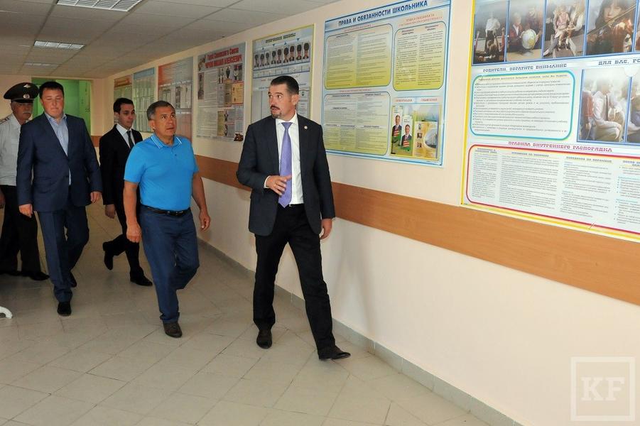 Рустам Минниханов посетил сегодня Камско-Устьинский и Кайбицкий районы Татарстана