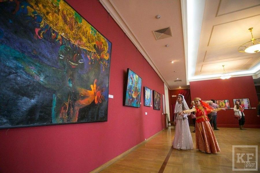 В Казани открылась выставка Расима Бабаева «В поисках истины»