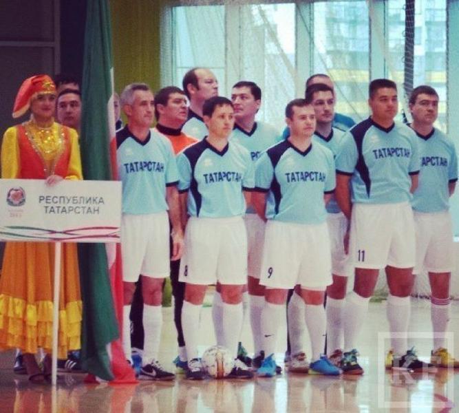 Минниханов выложил в Instagram фотографии с открытия чемпионата по мини-футболу