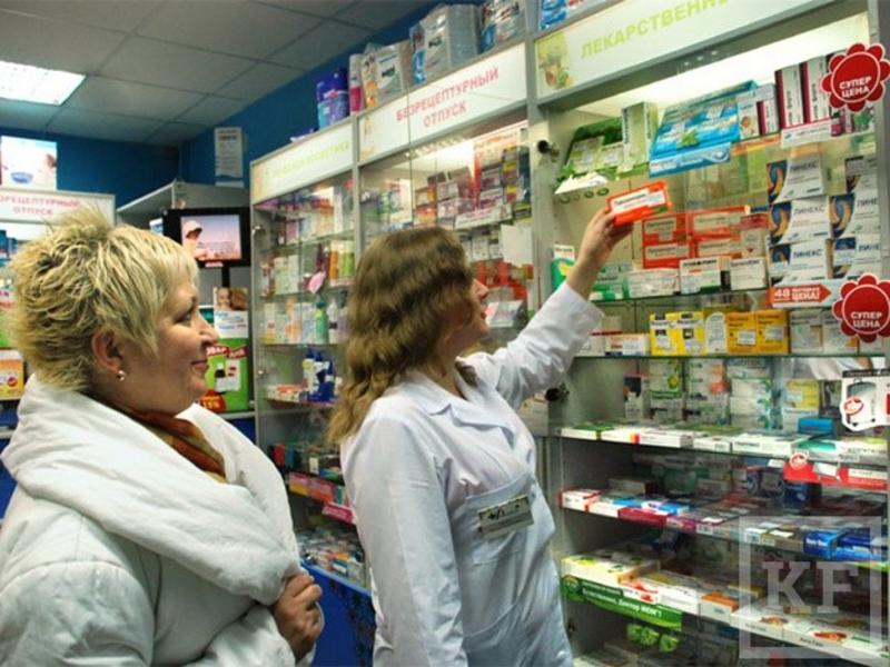 Аптекарь поиск лекарств. Аптека Севастополь. Проверяющий в аптеке. Аптека на Севастопольской Симферополь. Проверка в аптеке.