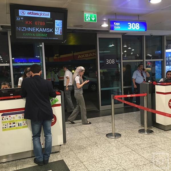 Во время взрыва в аэропорту Стамбула находился бывший заммэра Челнов Максим Фёдоров