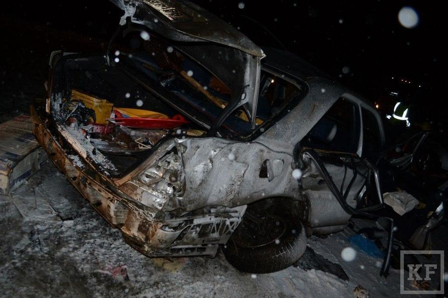 Среди погибших в жуткой аварии под Чистополем было трое детей