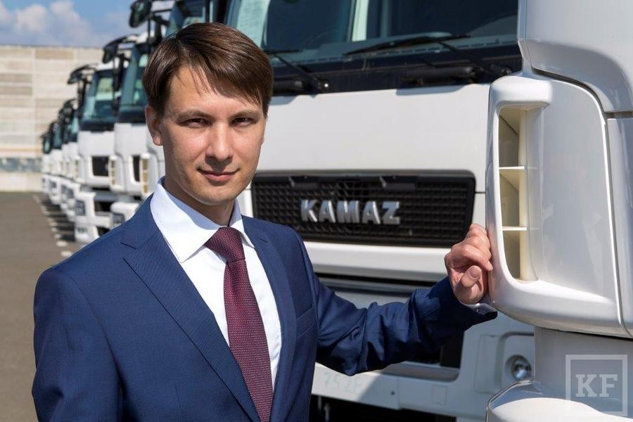 Депутаты горсовета Челнов не могли поверить, что деньги на ремонт внутриквартальных дорог уйдут одной УК «Махалля»