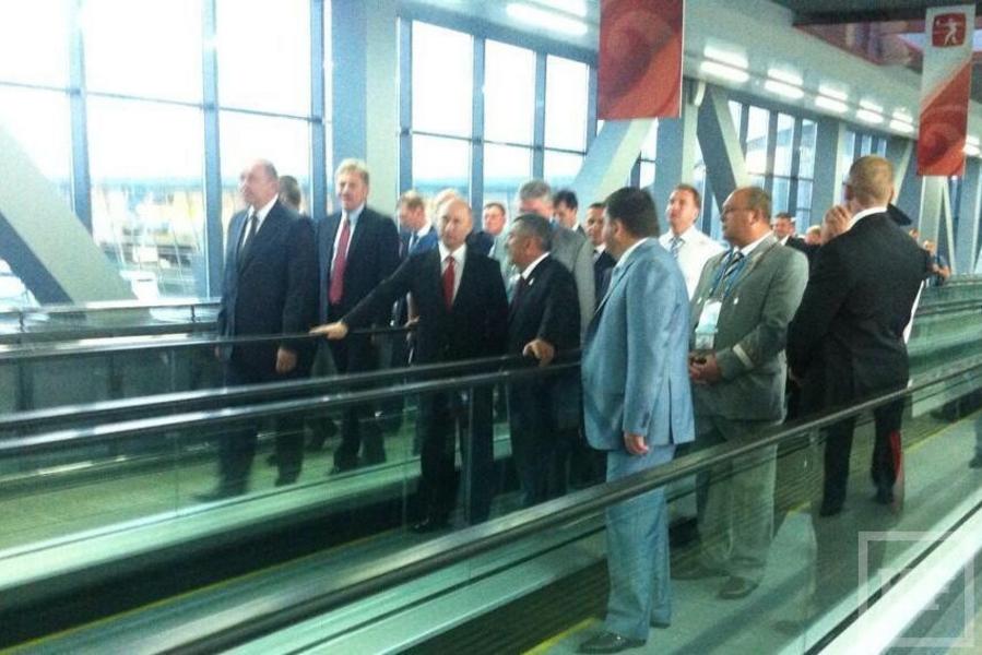 Открытие Универсиады: Путин осмотрел терминал 1 аэропорта Казань и на аэроэкспрессе прибыл на ж/д вокзал (фото)
