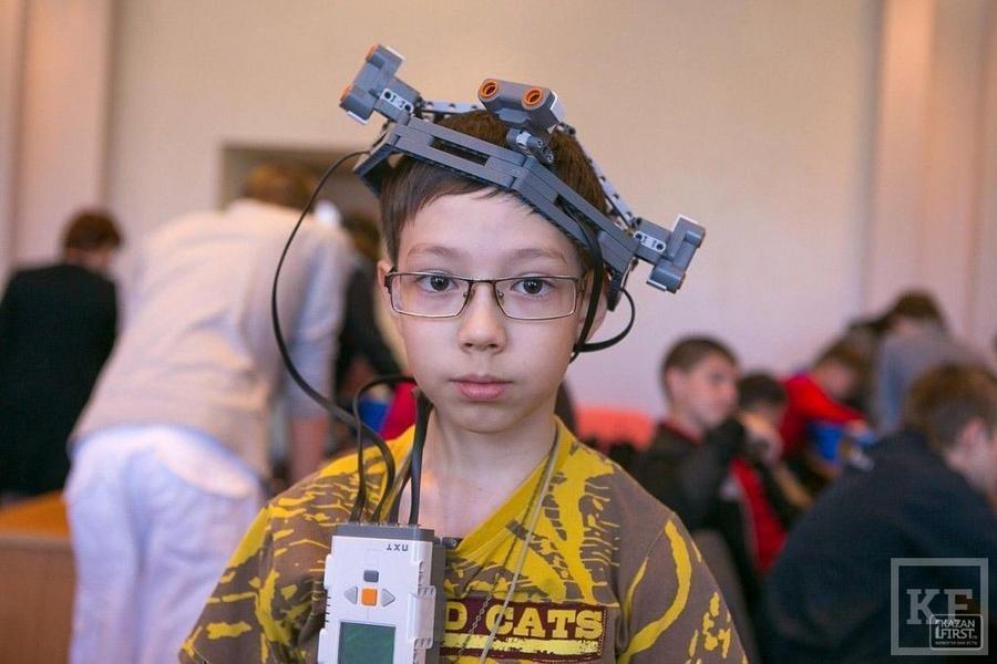 Как робот–Моцарт и шлем для слабовидящих удивили на детском фестивале робототехники
