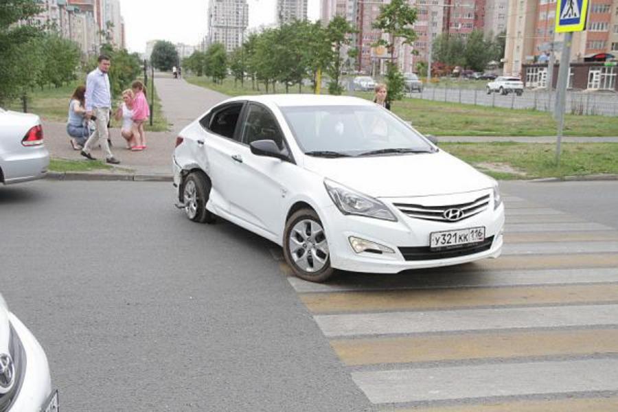 В Казани при столкновении авто пострадала 7-летняя девочка