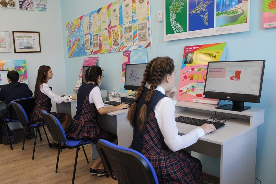 Образование в Челнах: цифровая революция, бюрократизация и обязательный татарский