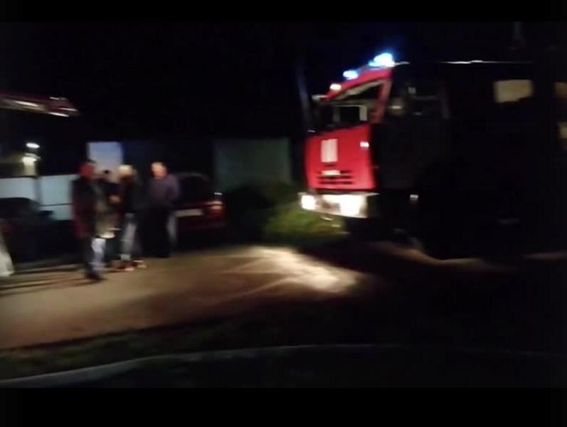 Видео: два человека сгорели заживо в бревенчатом доме в Бугульме