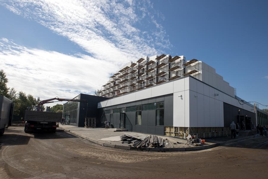 Метшин снова вспомнил Месси и Роналду. В Казани открывают новый футбольный манеж Метшин снова вспомнил Месси и Роналду. В Казани открывают новый футбольный манеж