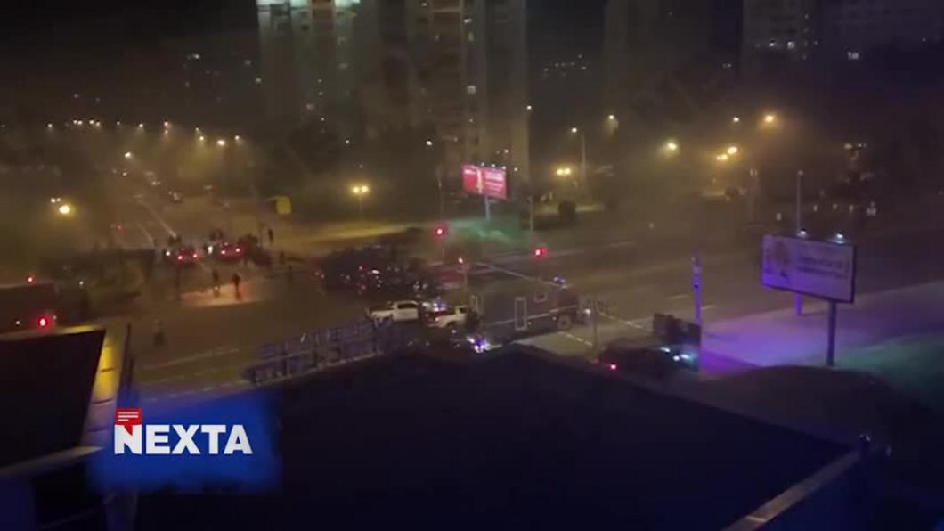 Стрельба сотрудников милиции Минска по протестующим попала на видео