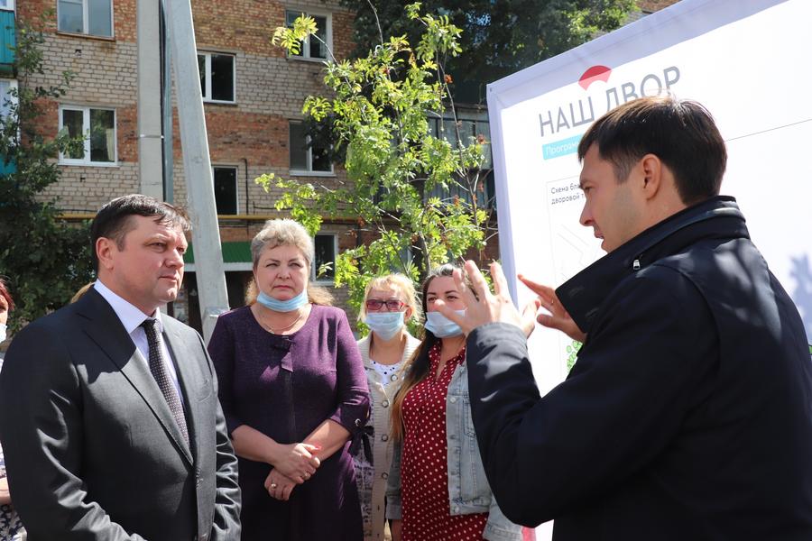 Замминистра строительства Татарстана о программе «Наш двор» в Азнакаево: Стопроцентной удовлетворенности, конечно, нет