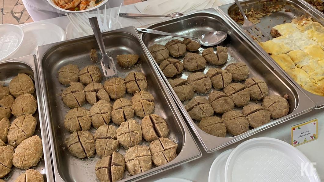 Мясо по-милански, грудка по-французски и бурито: чем наполнят меню казанских школ