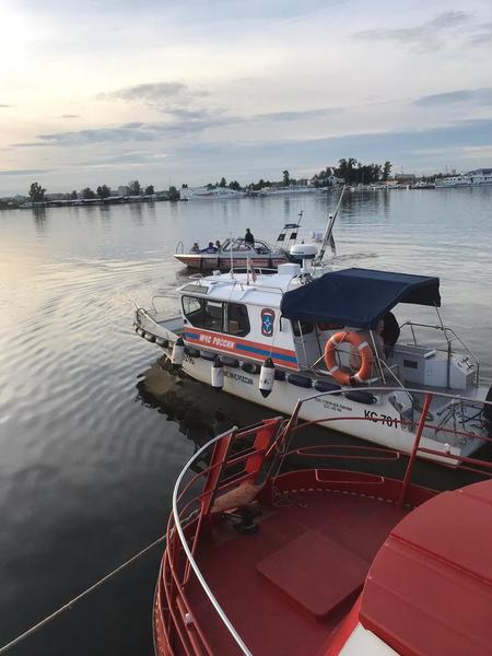 В Казани сгорел катер с мужчиной и четырьмя детьми на борту