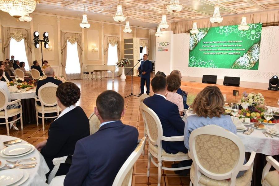 Рустам Минниханов: Семья - основа всего