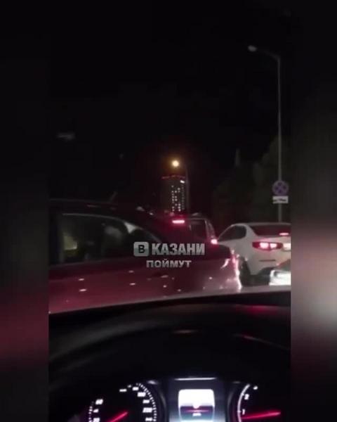 После салюта в Казани в парке образовалась давка, а на дорогах – пробки