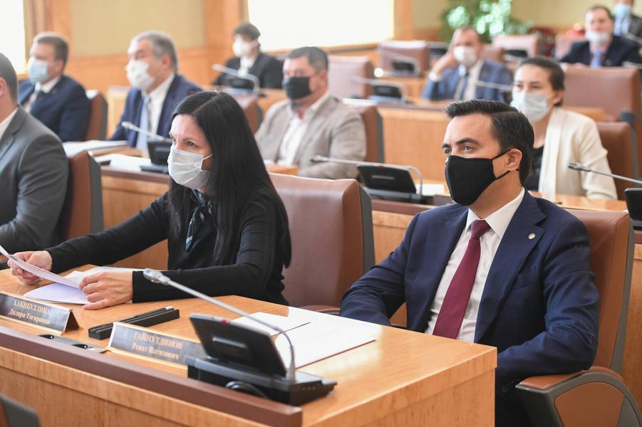 В Татарстане могут построить халяльный ТЦ и аэродром с яхтклубом В Татарстане могут построить халяльный ТЦ и аэродром с яхтклубом