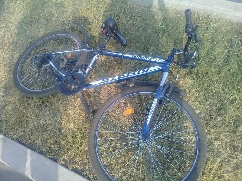 В БСМП Челнов доставили сбитого иномаркой несовершеннолетнего велосипедиста