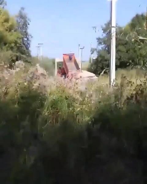 Под Казанью жители «Вишневого парка» перегородили въезд в поселок из-за большого потока авто, объезжающего пробки