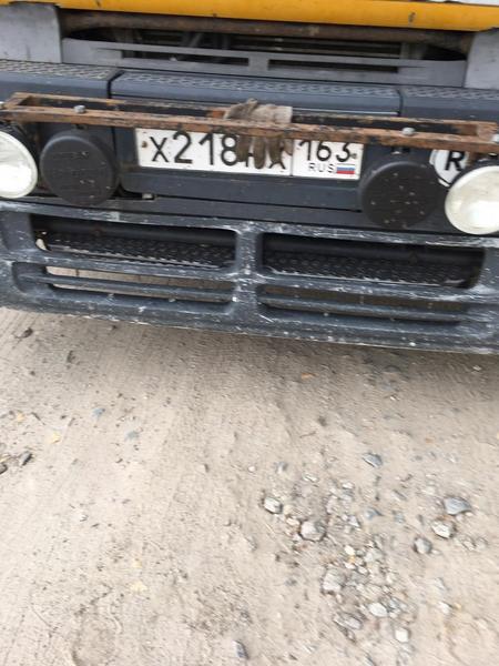 Фура из Самары сбросила испорченные арбузы прямо на трассе в Татарстане