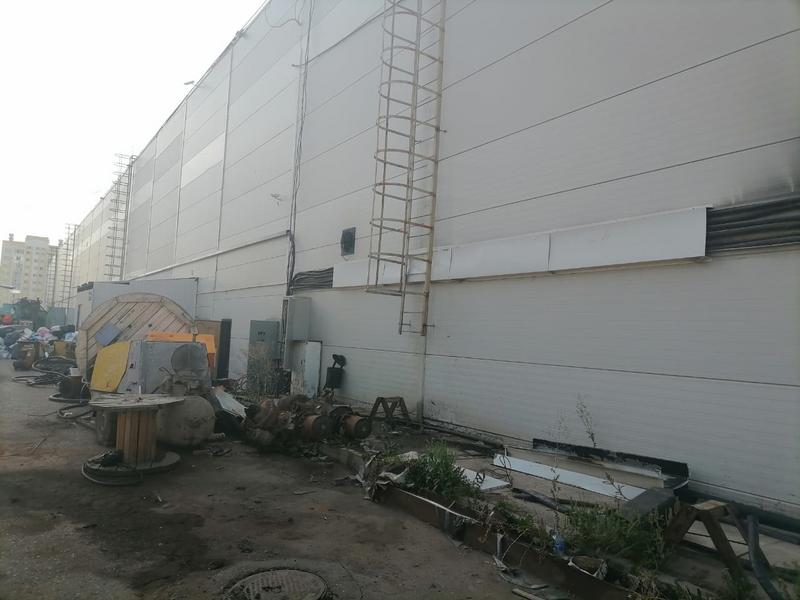 Из нижнекамского ТЦ «Якорь» эвакуировали посетителей Из нижнекамского ТЦ «Якорь» эвакуировали посетителей