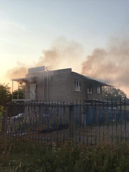 В будке охранника у гаражного кооператива в Нижнекамске вспыхнул пожар