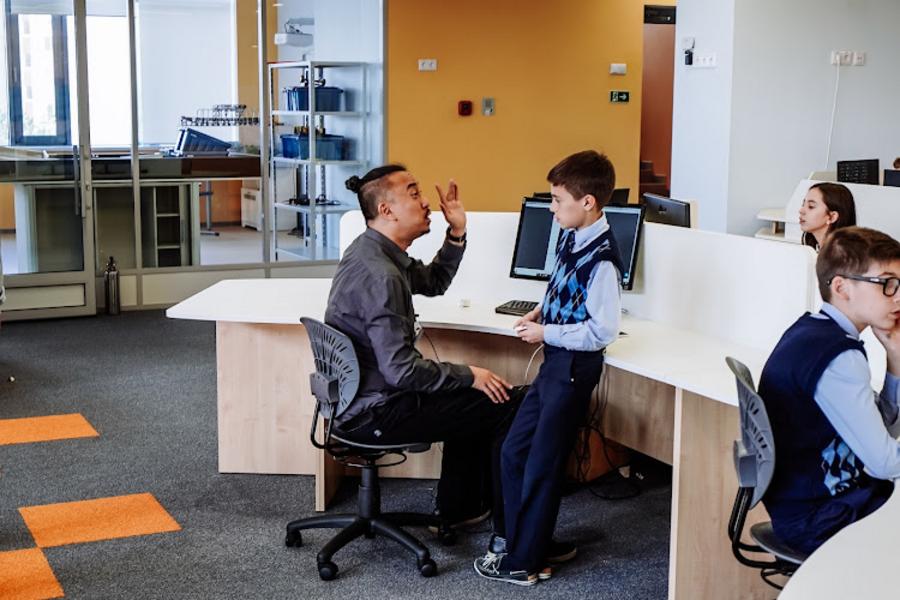 Психолог нужен даже больше родителям, чем детям: как школа справляется с вызовами современности