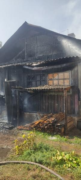 В пожаре погибла спящая жительница поселка Юдино в Казани