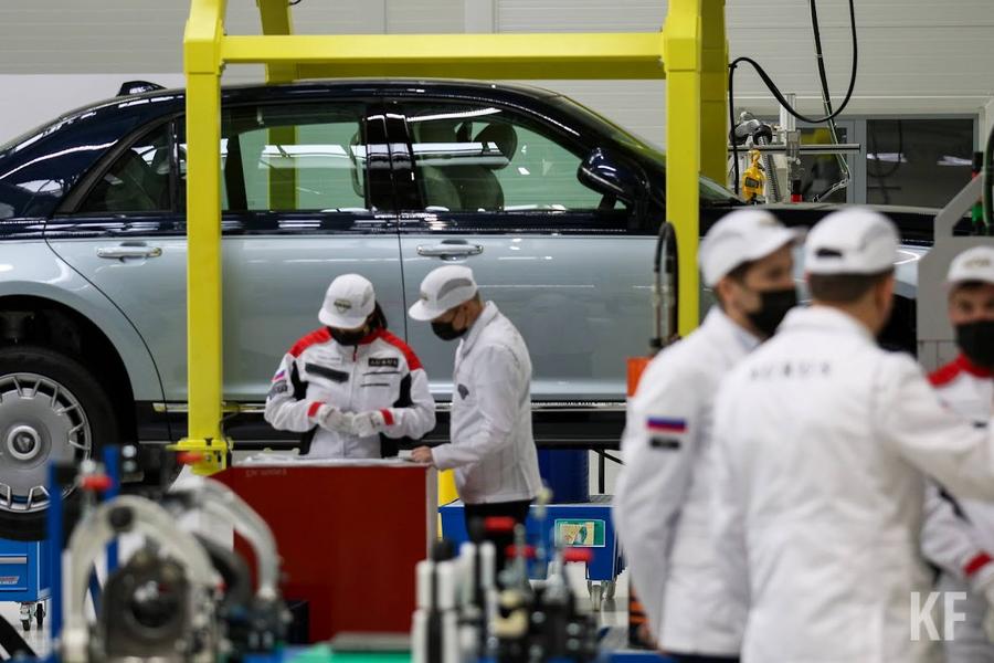 «Число отраслей, где проблемы связаны с санкциями, увеличивается»: что ждет промышленность Татарстана?