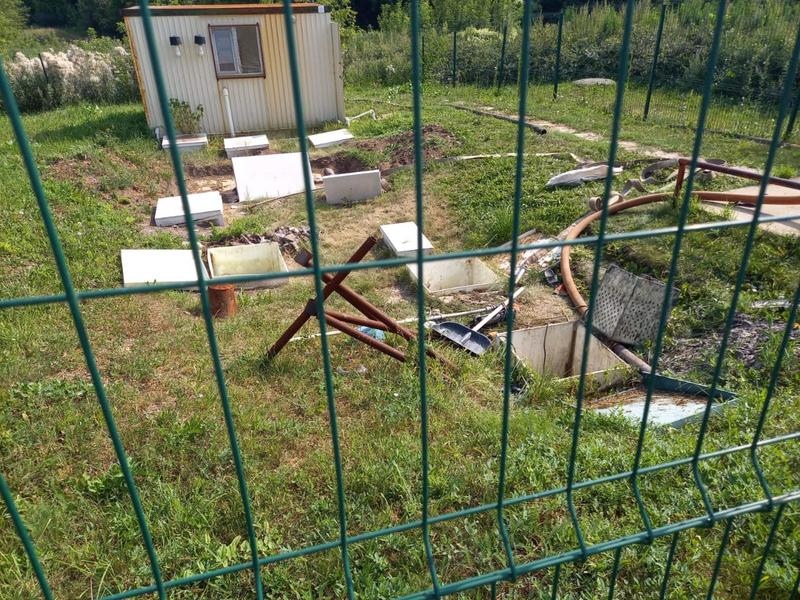 После гибели двух рабочих в канализационном люке в Нижнекамском районе прокуратура начала проверку, СКР возбудил уголовное дело