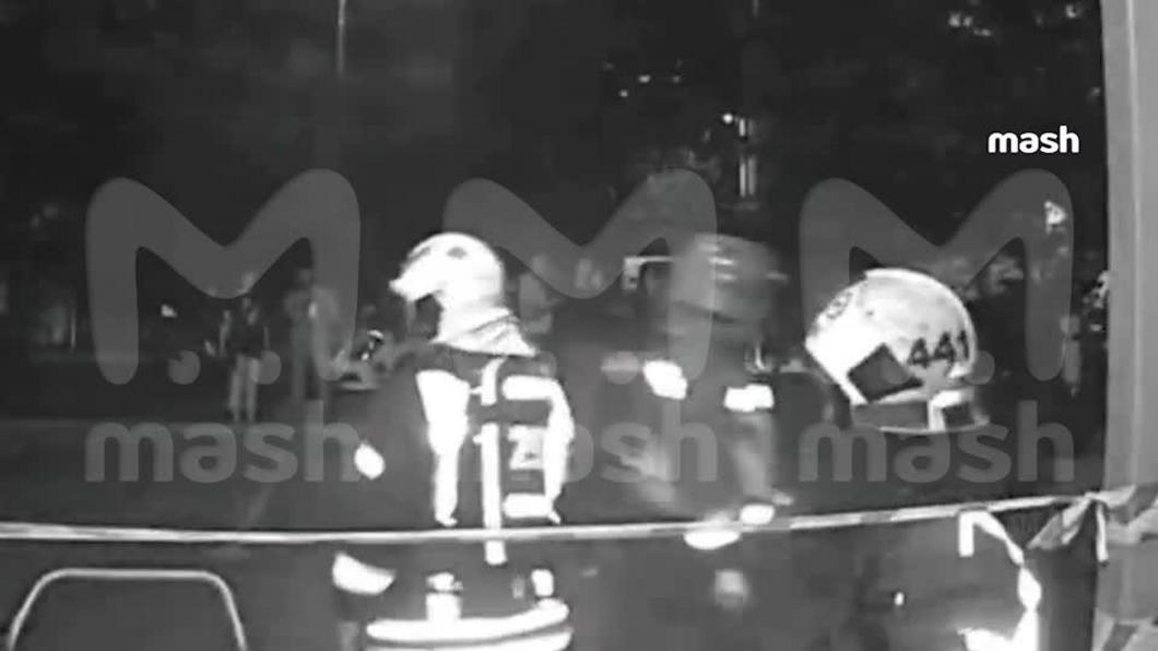 Жильцы дома и врачи в Москве отравились неизвестным веществом