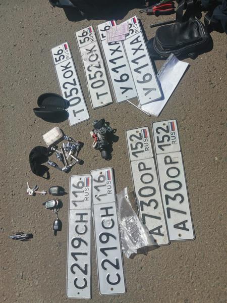 Татарстанские полицейские задержали в Оренбурге трех угонщиков автомобилей Татарстанские полицейские задержали в Оренбурге трех угонщиков автомобилей