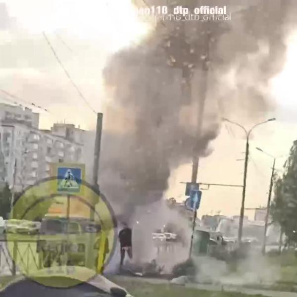 «Буханка» вспыхнула на перекрестке Зорге - Фучика в Казани