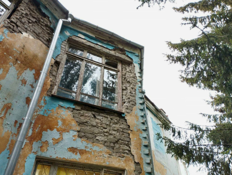 В Казани более 8 тысяч детей посещают объекты допобразования, находящиеся в аварийном состоянии