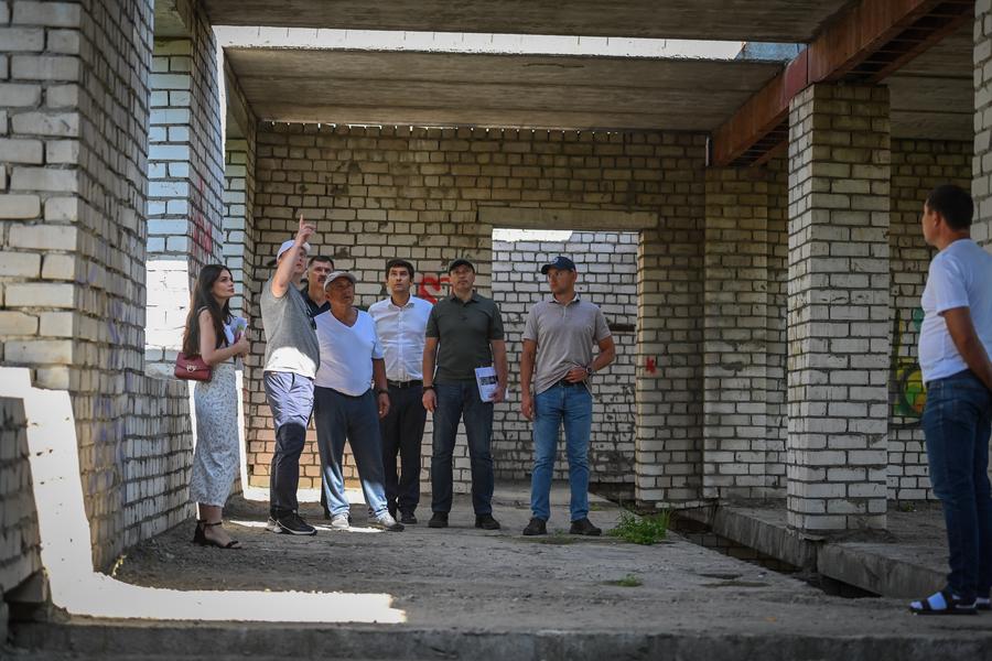 Президент Татарстана осмотрел в Казани ряд зданий и сооружений