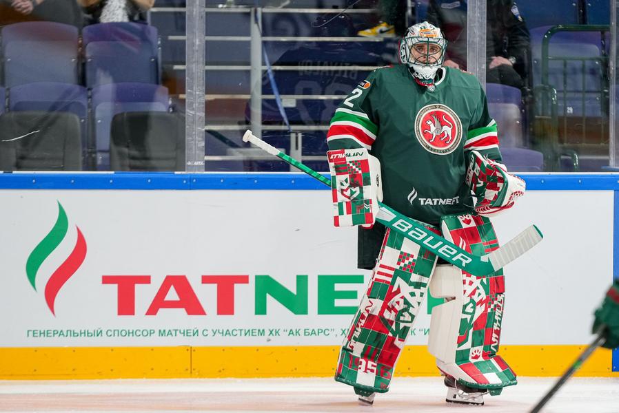 Зарипов забил, Радулов подрался. «Ак Барс» начал Кубок TANECO с победы