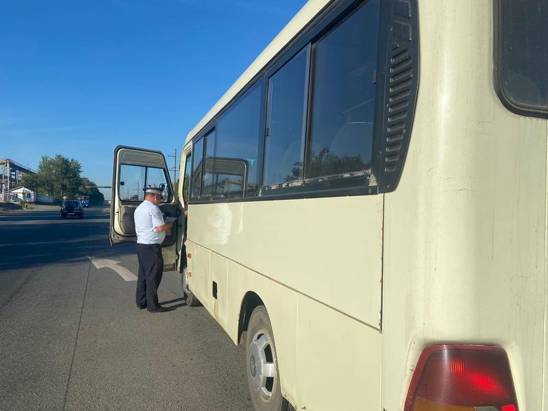 Тотальной проверке во время «Тоннеля» в Нижнекамске подвергли автобусы