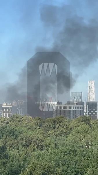 Опубликованы кадры масштабного пожара в строящемся ЖК в Москве Опубликованы кадры масштабного пожара в строящемся ЖК в Москве