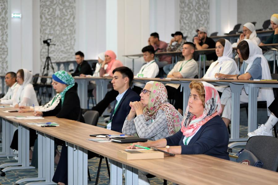 «В межконфессиональном диалоге важно не переубеждать, а слушать друг друга» «В межконфессиональном диалоге важно не переубеждать, а слушать друг друга»